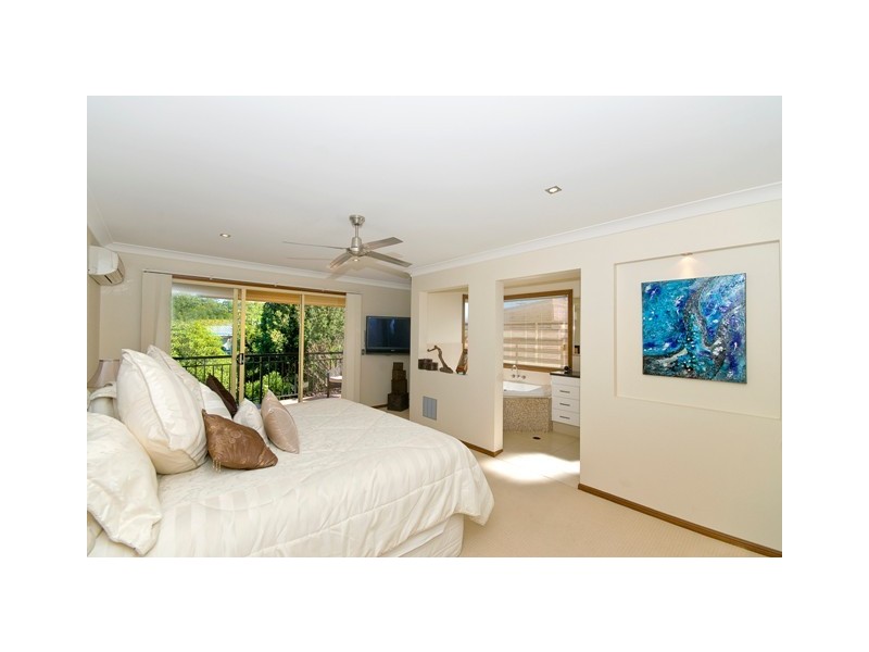 2/10 Bali Avenue, Palm Beach QLD 4221