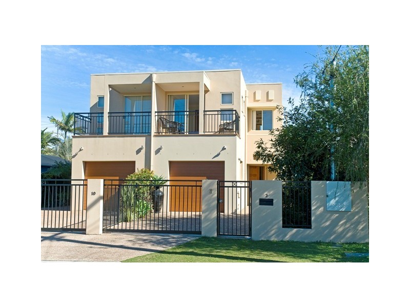 2/10 Bali Avenue, Palm Beach QLD 4221