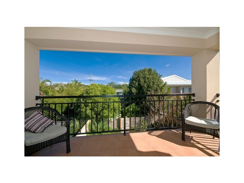 2/10 Bali Avenue, Palm Beach QLD 4221