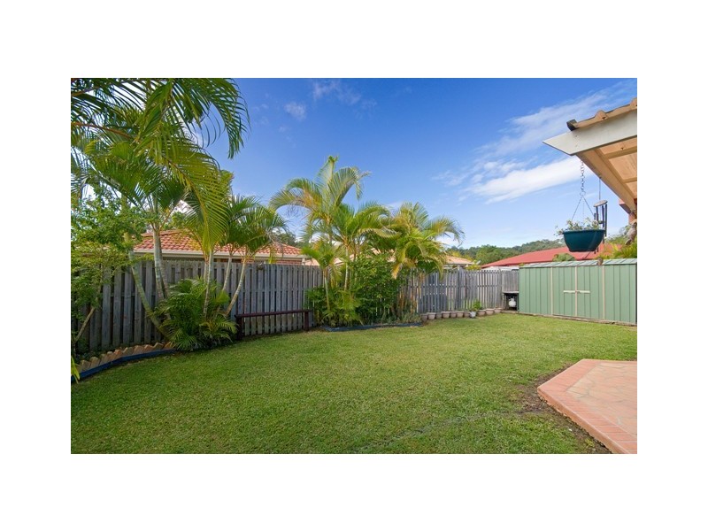16 Typha Place, Elanora QLD 4221