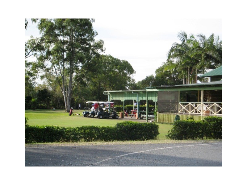 16 Typha Place, Elanora QLD 4221