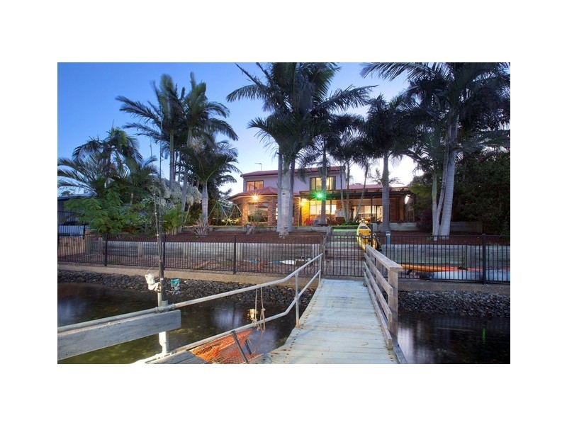 110 Tallebudgera Drive, Palm Beach QLD 4221