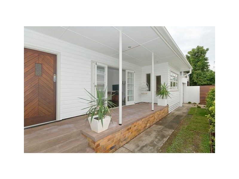 1/84 Third Avenue, Palm Beach QLD 4221