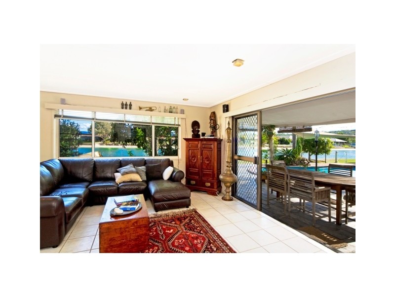 60 Parnki Parade, Palm Beach QLD 4221