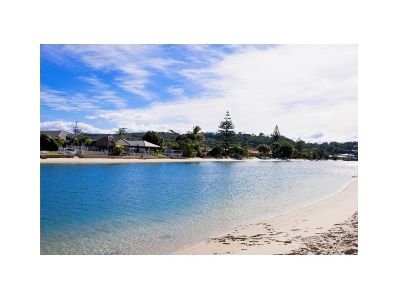 60 Parnki Parade, Palm Beach QLD 4221