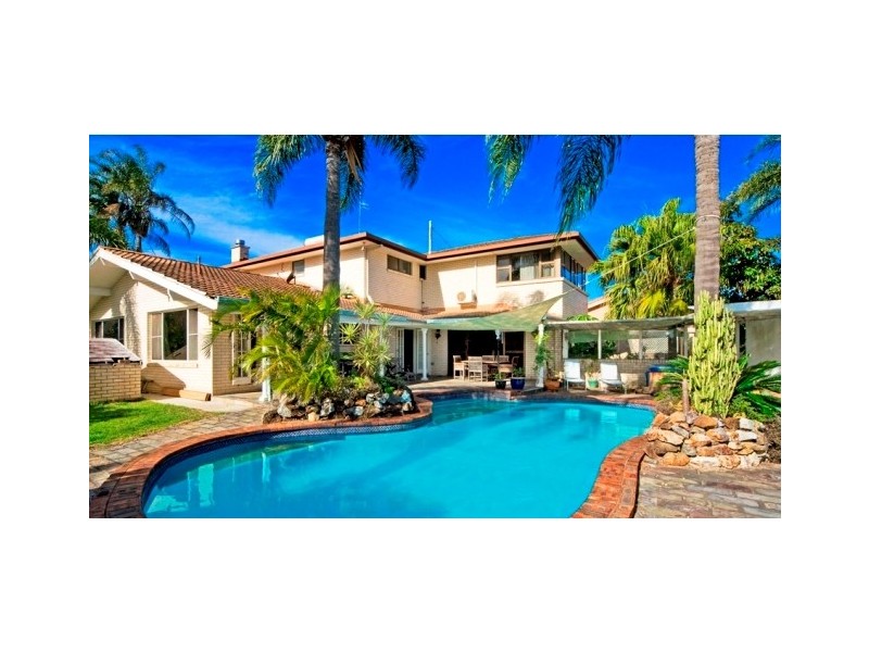 60 Parnki Parade, Palm Beach QLD 4221