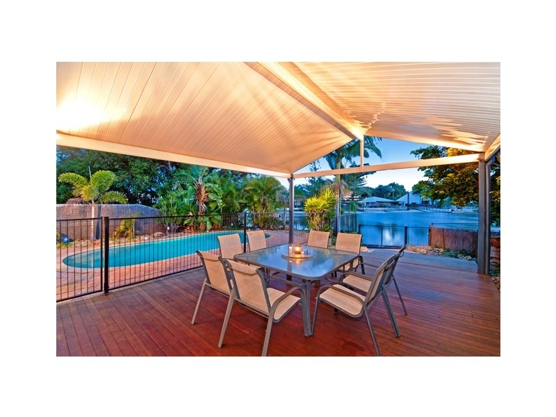 122 Tahiti Avenue, Palm Beach QLD 4221