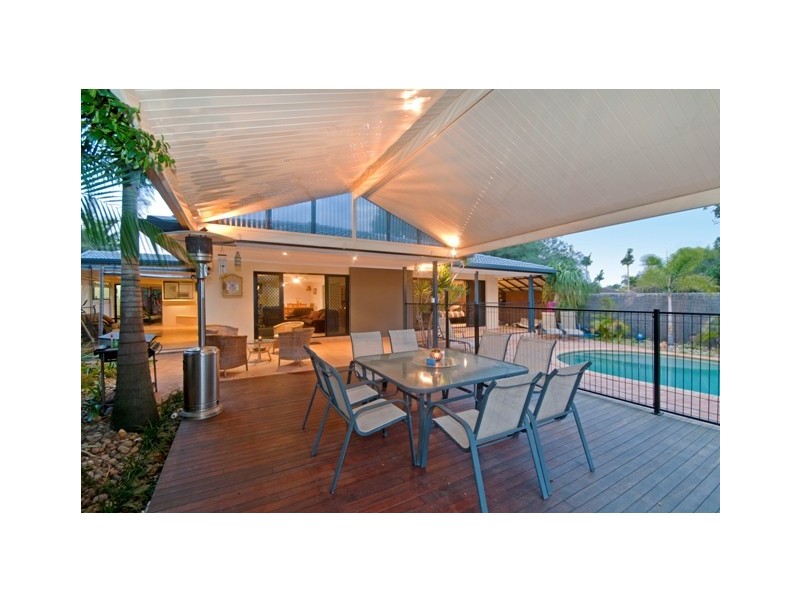 122 Tahiti Avenue, Palm Beach QLD 4221