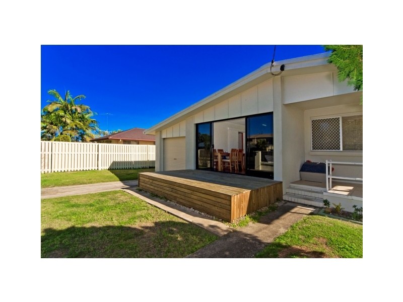 42 Townson Avenue, Palm Beach QLD 4221