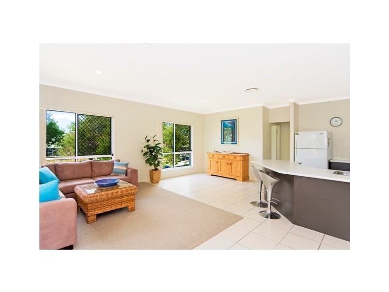 25 Antonson Cresent, Mudgeeraba QLD 4213