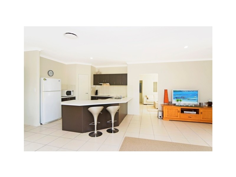 25 Antonson Cresent, Mudgeeraba QLD 4213
