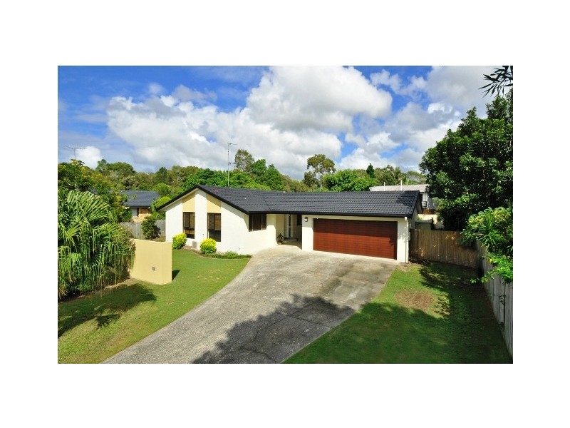 5 Barberry Court, Palm Beach QLD 4221