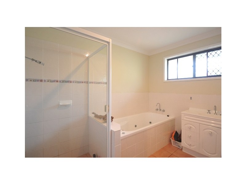 5 Barberry Court, Palm Beach QLD 4221