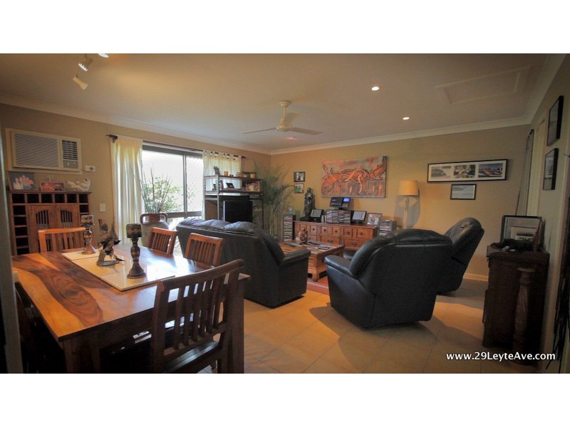 2/29 Leyte Avenue, Palm Beach QLD 4221