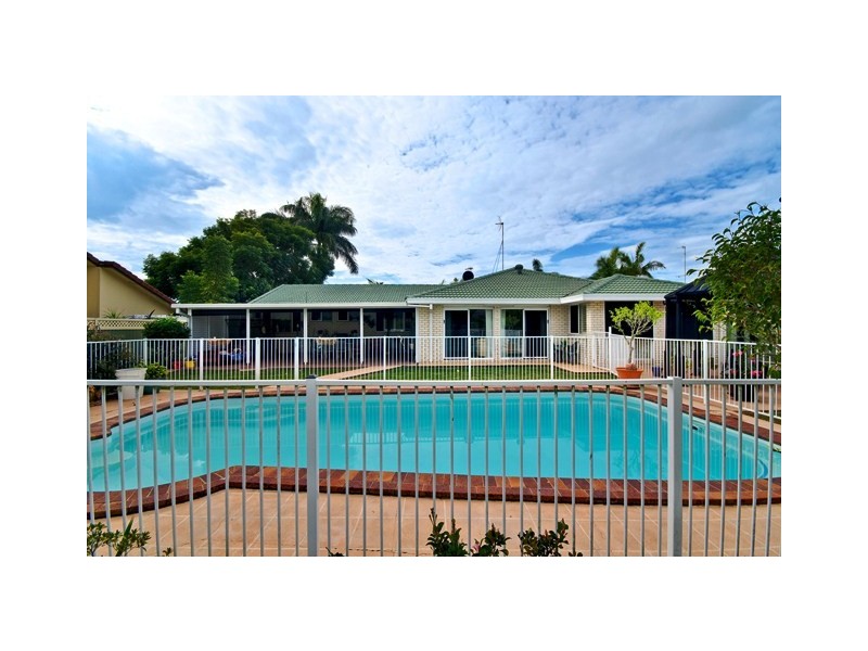 6 Mainsail Street, Currumbin Waters QLD 4223