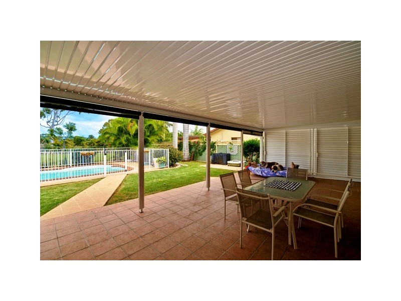 6 Mainsail Street, Currumbin Waters QLD 4223