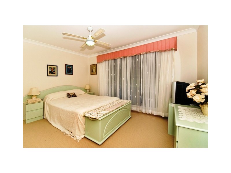 6 Mainsail Street, Currumbin Waters QLD 4223