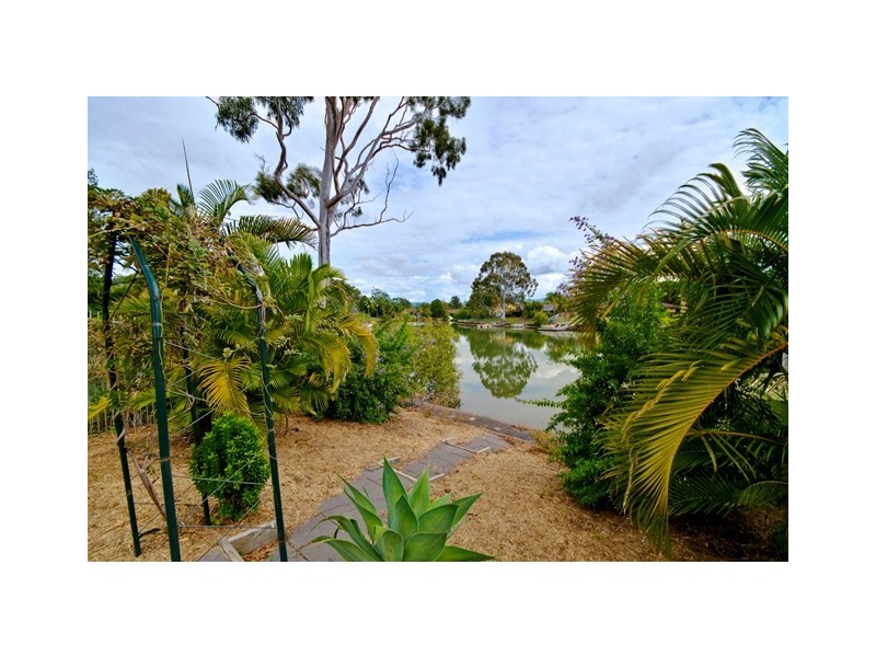 6 Mainsail Street, Currumbin Waters QLD 4223