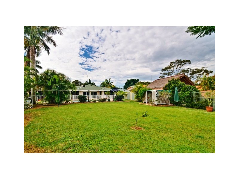6 Mainsail Street, Currumbin Waters QLD 4223