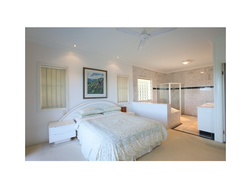 6 The Pinnacle, Worongary QLD 4213