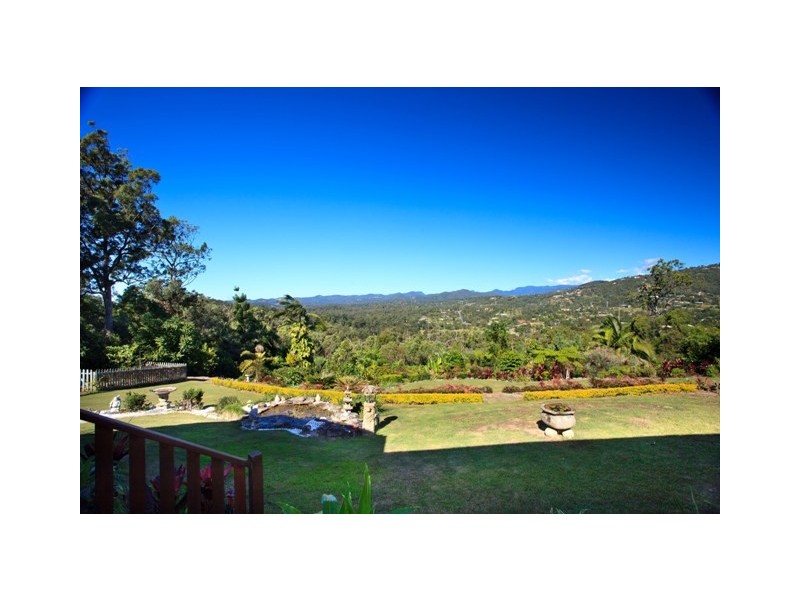 6 The Pinnacle, Worongary QLD 4213
