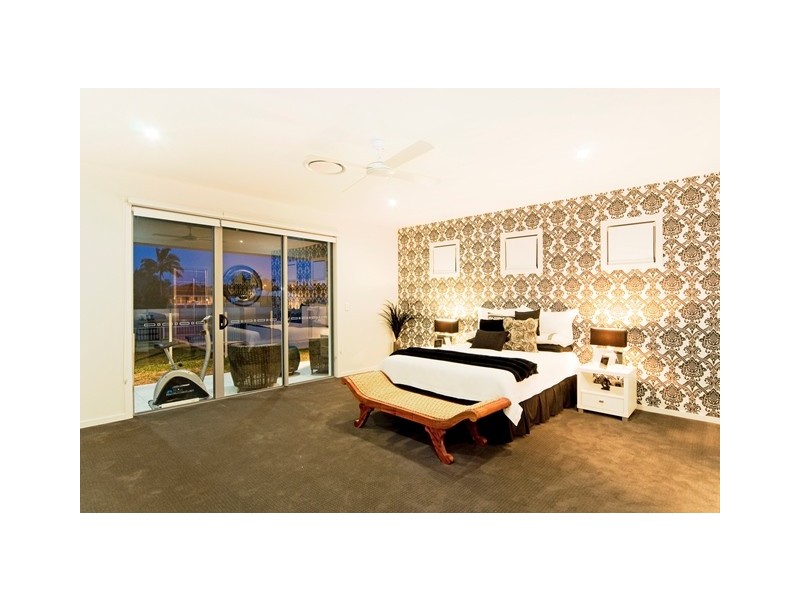 208 Mallawa Drive, Palm Beach QLD 4221