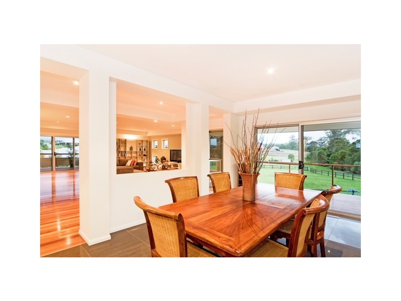 4 Lita Court, Tallebudgera QLD 4228