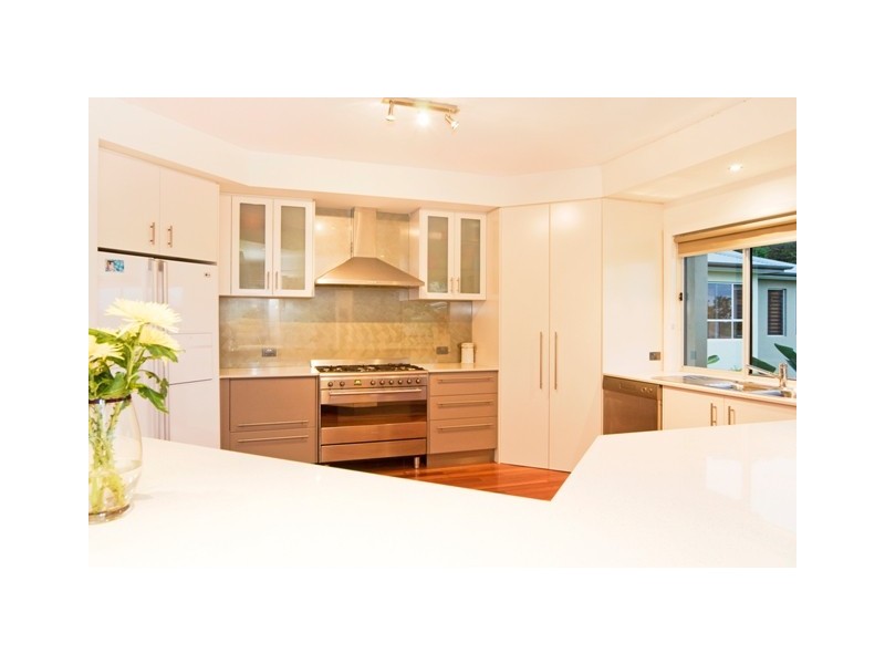 4 Lita Court, Tallebudgera QLD 4228