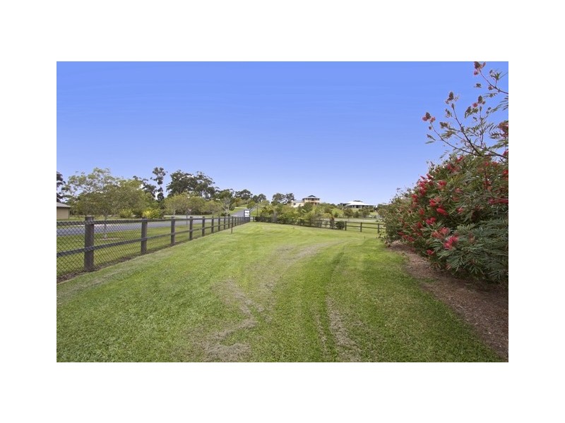 4 Lita Court, Tallebudgera QLD 4228