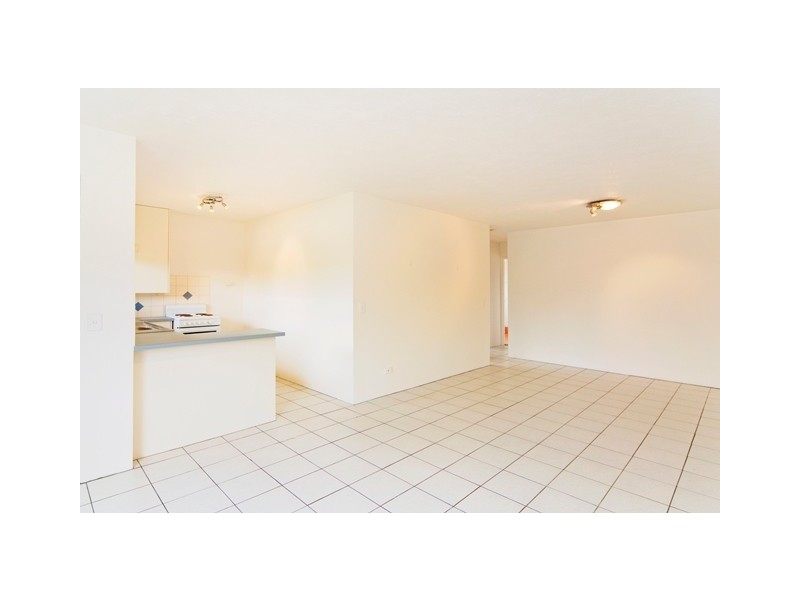 7/19 Twenty Sixth Avenue, Palm Beach QLD 4221