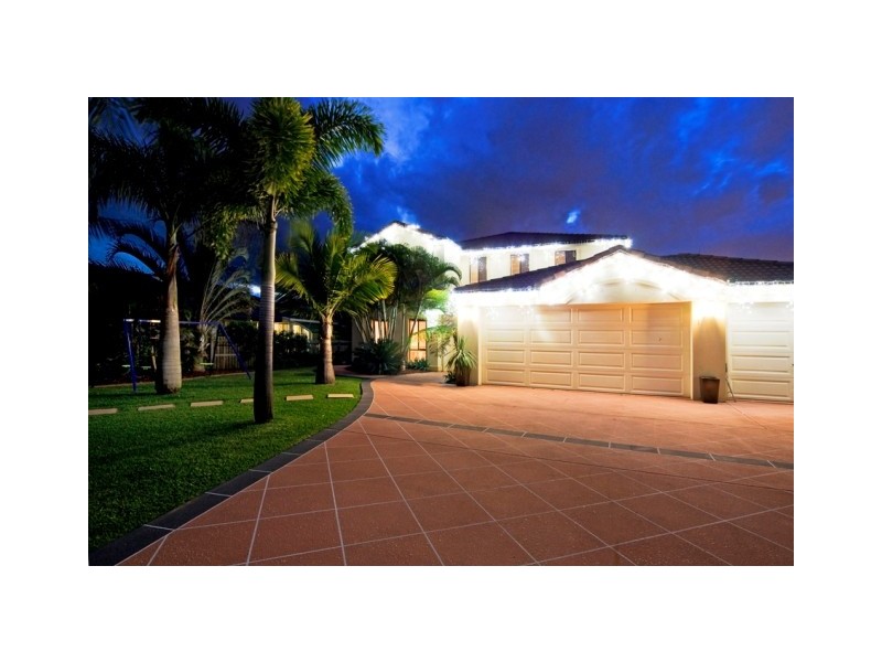 16 Chestnut Street, Elanora QLD 4221