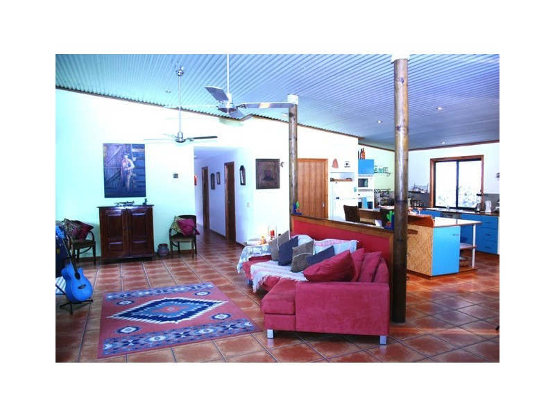 123 Valley Drive, Tallebudgera QLD 4228