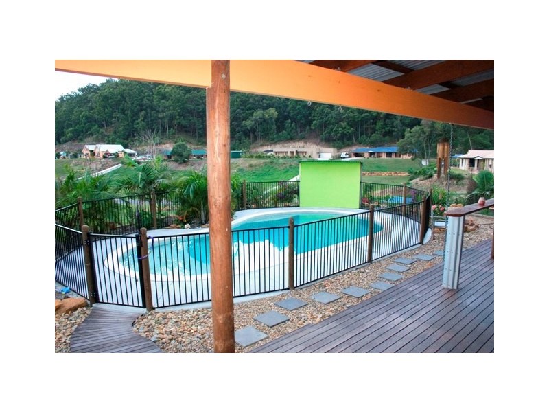 123 Valley Drive, Tallebudgera QLD 4228