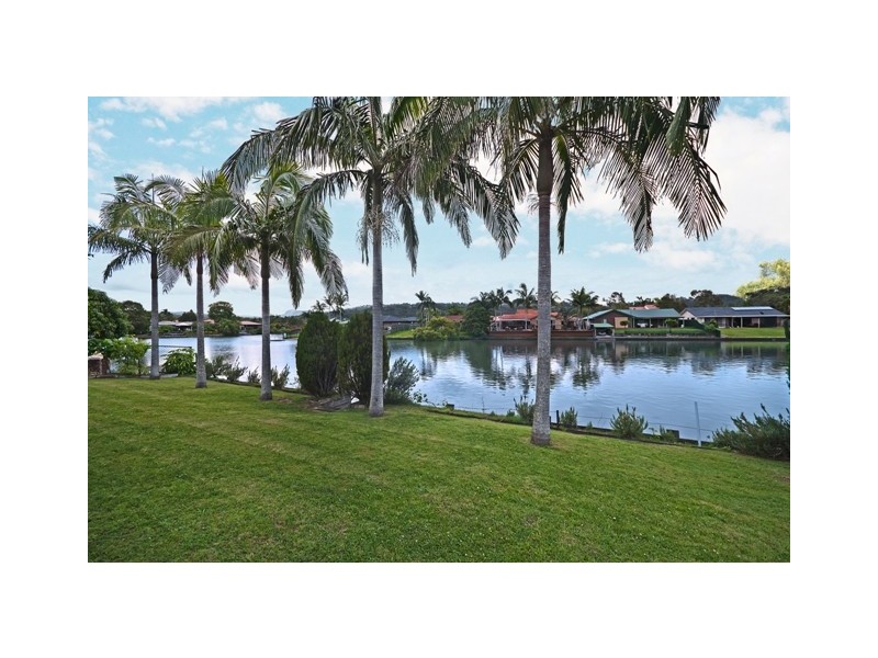 129 Currumbin Creek Road, Currumbin Waters QLD 4223