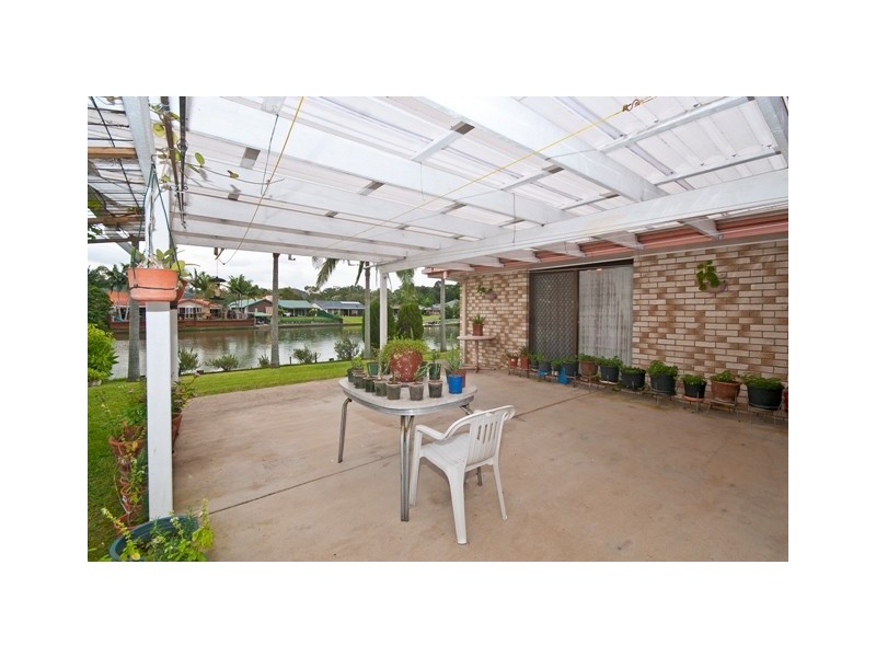 129 Currumbin Creek Road, Currumbin Waters QLD 4223