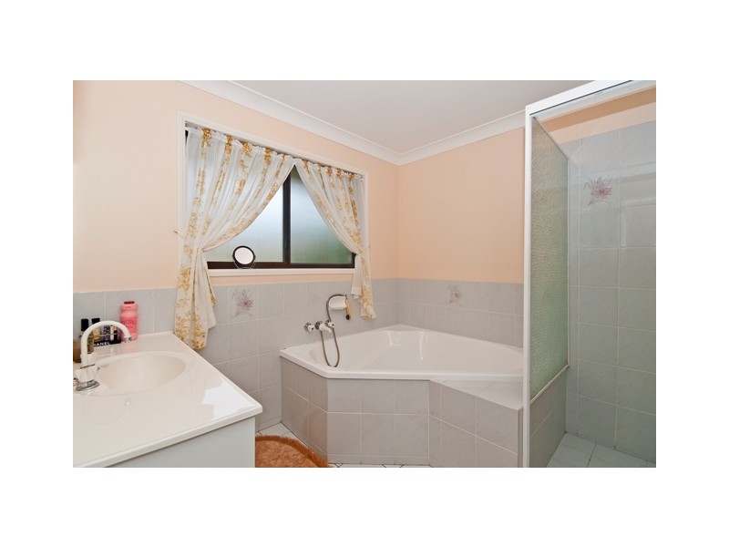 129 Currumbin Creek Road, Currumbin Waters QLD 4223