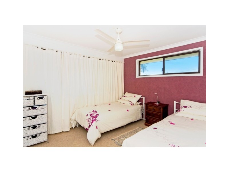 1/2218 Gold Coast Highway, Mermaid Beach QLD 4218