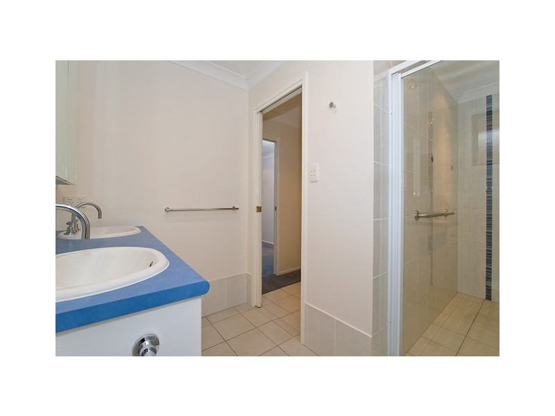 55 Guineas Creek Road, Elanora QLD 4221