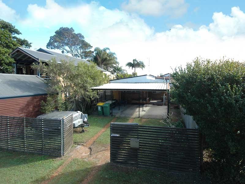 9 Twenty Fourth Avenue, Palm Beach QLD 4221