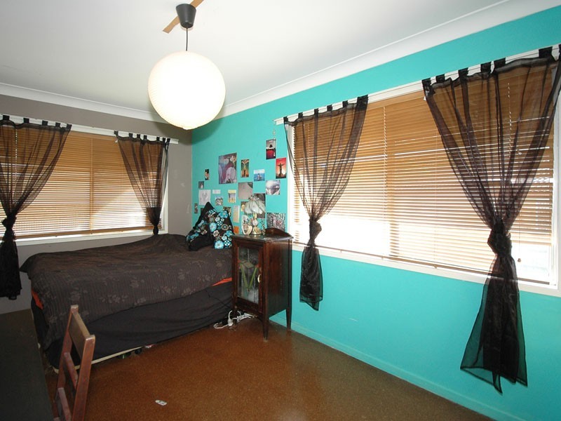 9 Twenty Fourth Avenue, Palm Beach QLD 4221