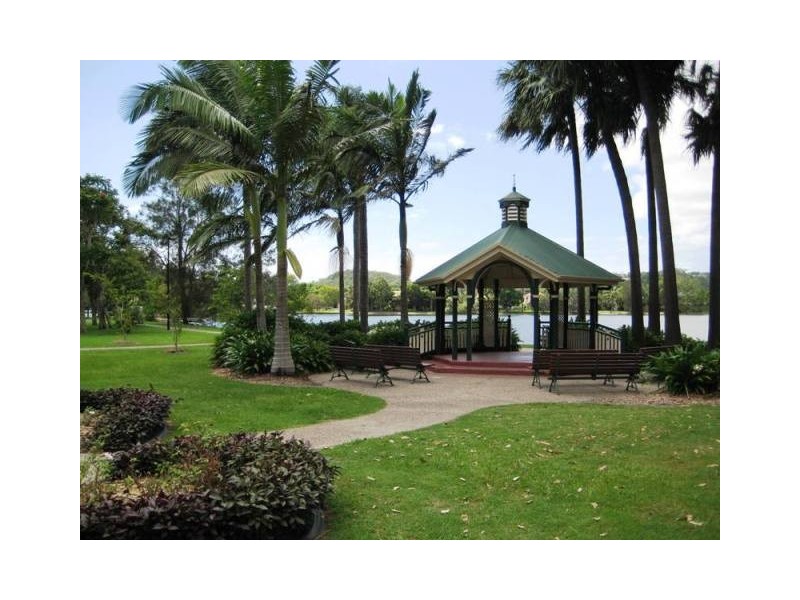 32 Tatha Avenue, Palm Beach QLD 4221