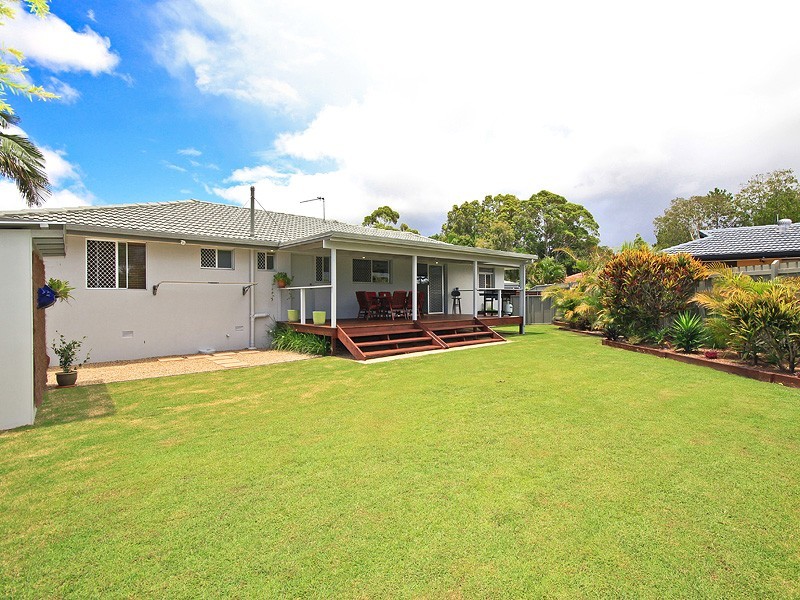 3 Myrtle Court, Palm Beach QLD 4221