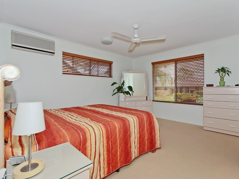 3 Myrtle Court, Palm Beach QLD 4221