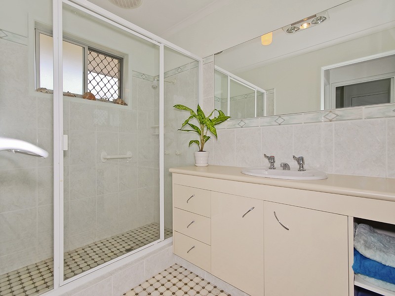 3 Myrtle Court, Palm Beach QLD 4221