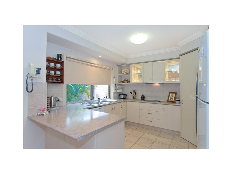 2 Fiddlewood Place, Reedy Creek QLD 4227