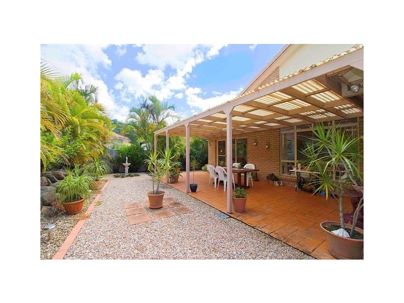 2 Fiddlewood Place, Reedy Creek QLD 4227