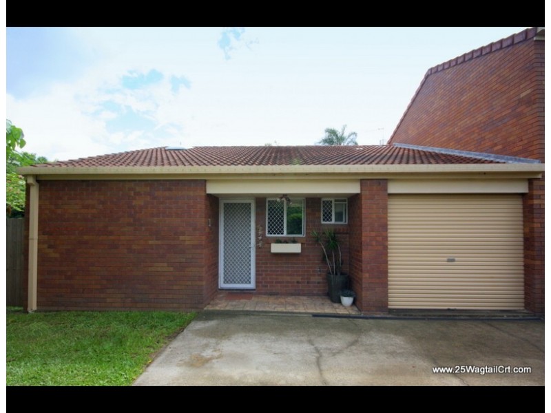 4/25 Wagtail  Court, Burleigh Waters QLD 4220