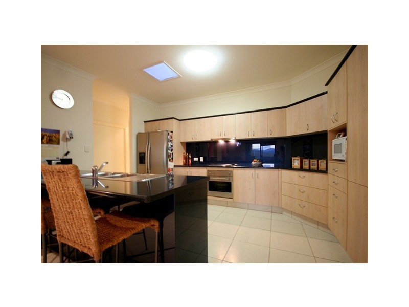 70 Sky Royal Terrace, Burleigh Heads QLD 4220