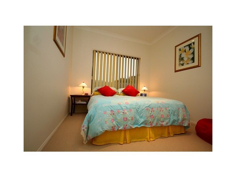 70 Sky Royal Terrace, Burleigh Heads QLD 4220