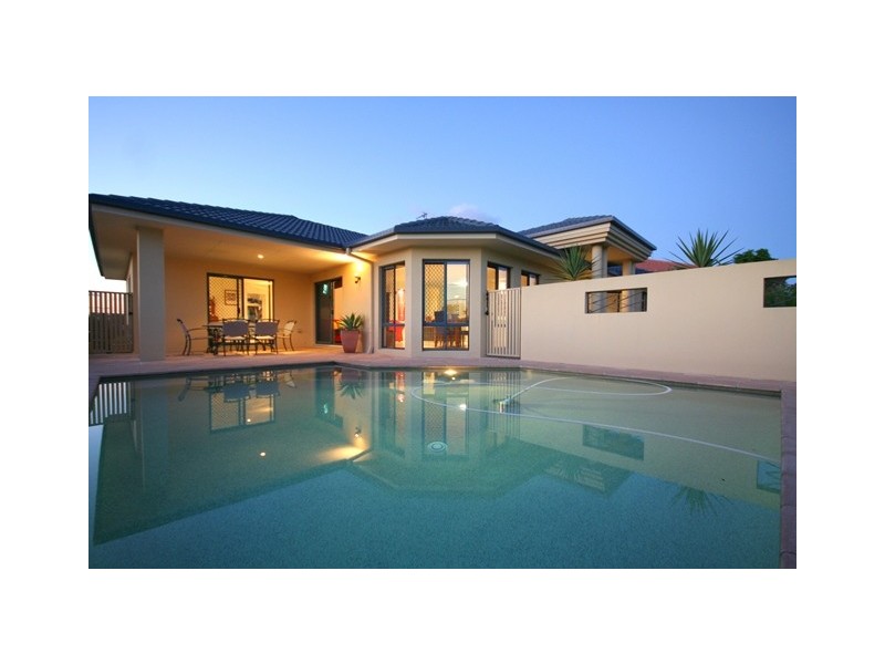 70 Sky Royal Terrace, Burleigh Heads QLD 4220